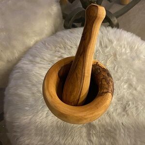 Olive Wood Mortar and Pestle Set